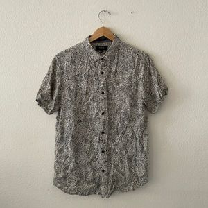 Roark patterned men’s button down size M